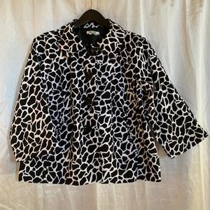 Appraisal Trapeze Jacket Giraffe Print Button-down with Pockets - Size XL